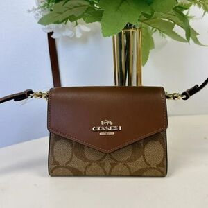 NWT Coach Mini Envelope Wallet